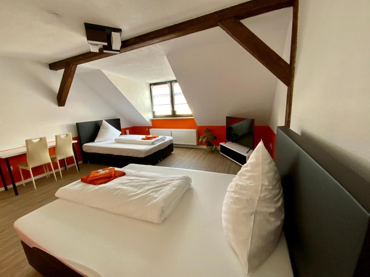Pensionett Bernburg Esterno foto